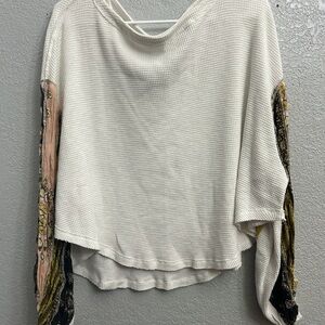 Women's White and Multicolor Sleeve Top